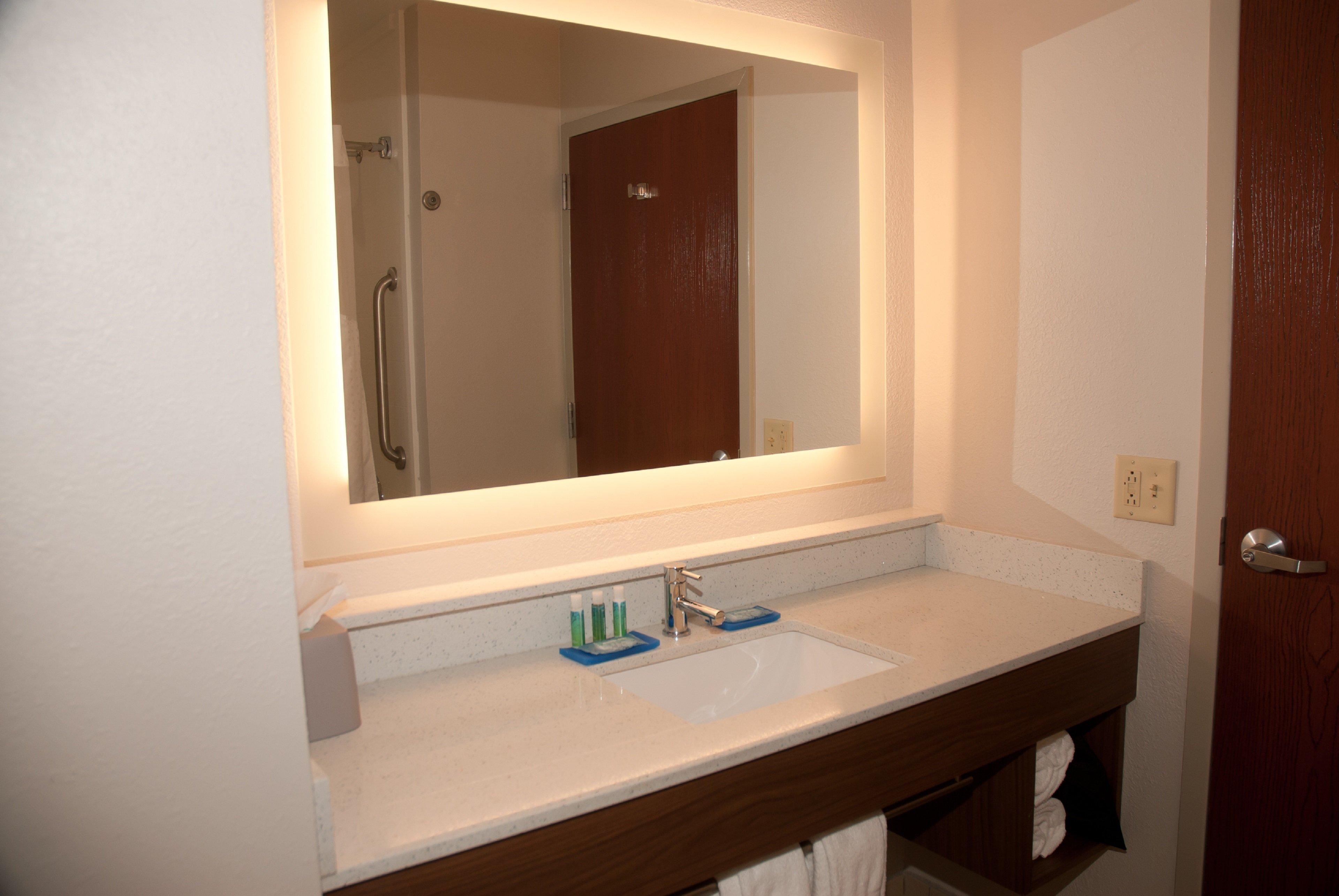 Holiday Inn Express Hotel & Suites Athens By Ihg Экстерьер фото