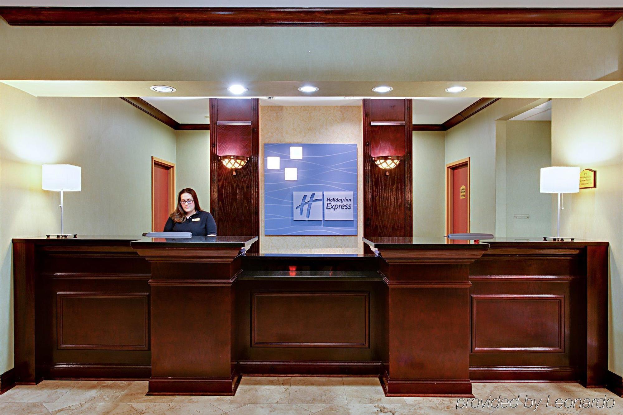 Holiday Inn Express Hotel & Suites Athens By Ihg Интерьер фото