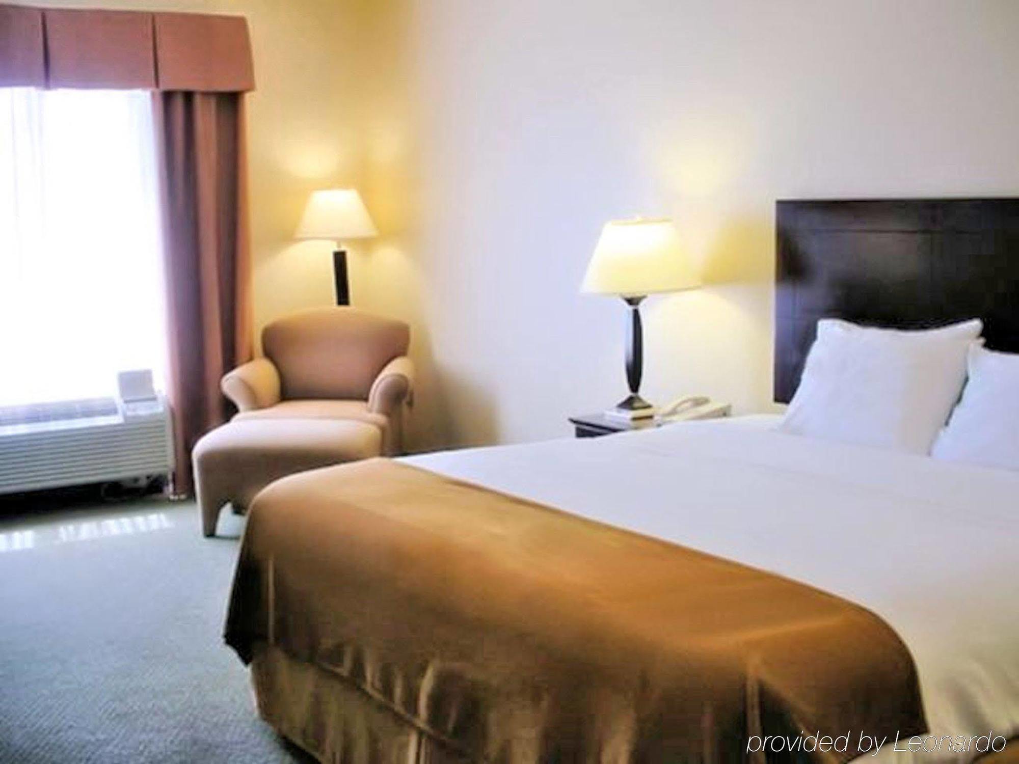Holiday Inn Express Hotel & Suites Athens By Ihg Экстерьер фото