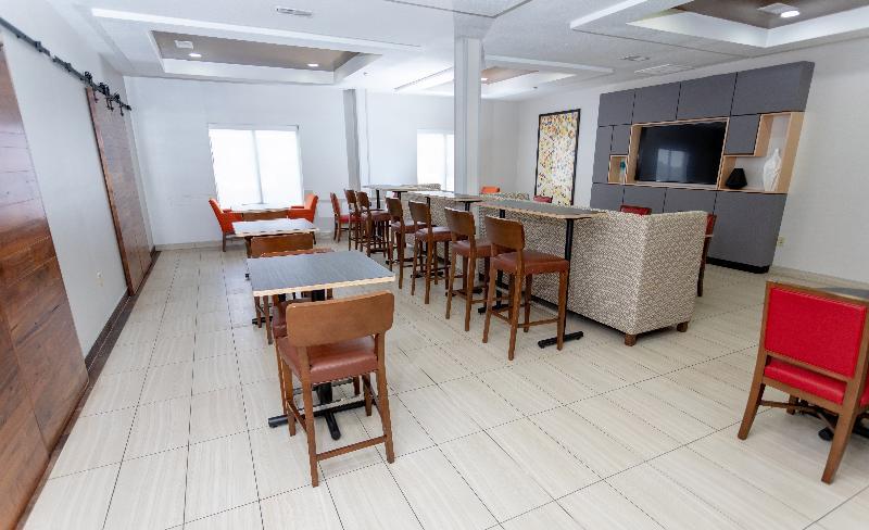 Holiday Inn Express Hotel & Suites Athens By Ihg Экстерьер фото